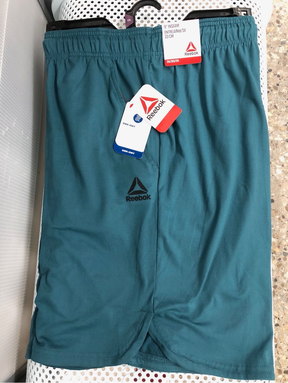 NEW REEBOK Athletic Legacy Core Shorts 9" Inseam Pockets 2XL Green Men’s